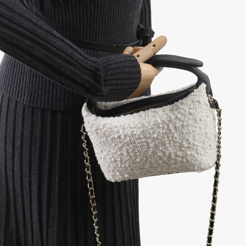 Leather Classic Mini Hobos Bag - Leather Classic Strap recension och pris